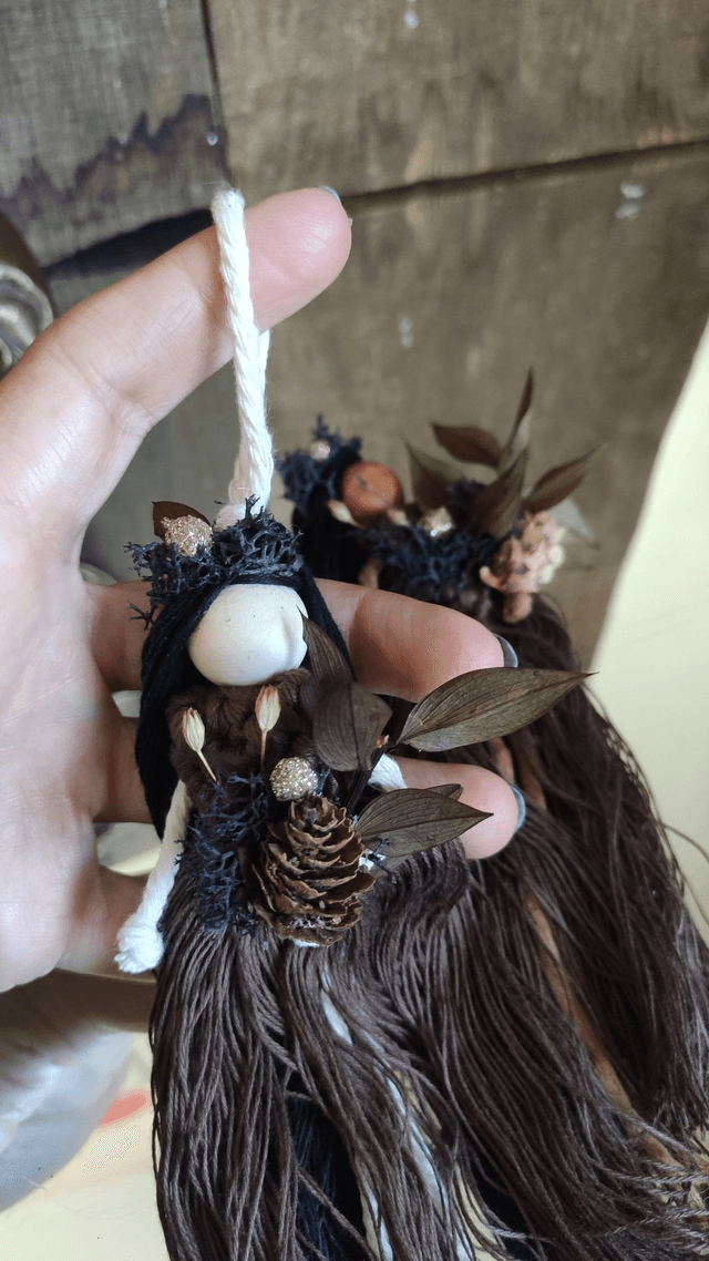 Poupée MABON