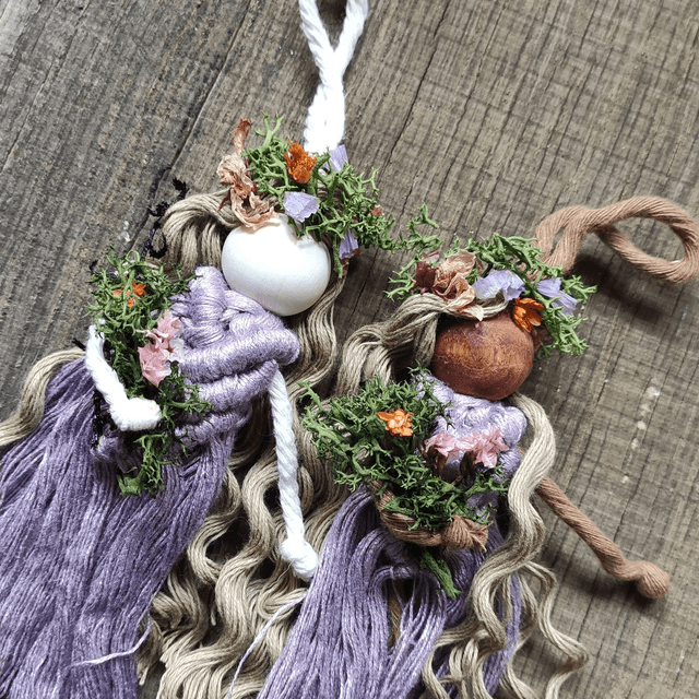 Poupée BELTANE